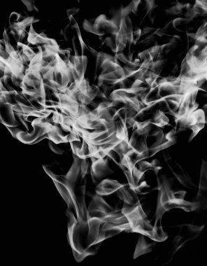 siyah bir arka plan beyaz duman alev