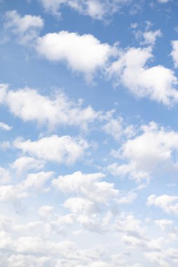 Beyaz bulutlu mavi gökyüzü, doğa arkaplan