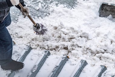 kar kar kaldırma üzerinde süpürge