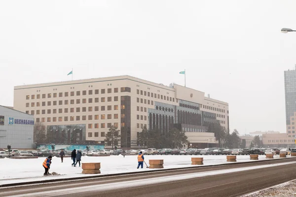 Astana Kazakhstan Octubre 2018 Primera Nieve Ciudad Arquitectura Ciudad Astana —  Fotos de Stock