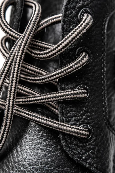 deri ayakkabı bağcıkları yakın çekim