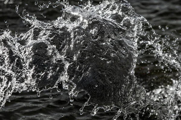 Gotas Agua Aire Sobre Fondo Bokeh Oscuro — Foto de Stock