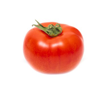 Beyaz arkaplanda kırmızı olgun domates