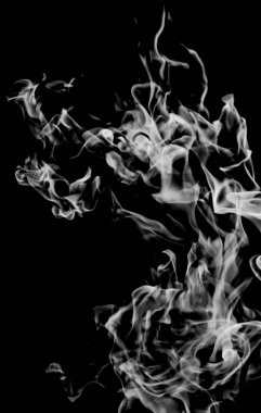 siyah bir arka plan beyaz duman alev