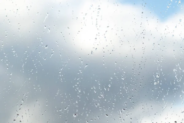 Gotas Lluvia Sobre Fondo Cristal Cielo —  Fotos de Stock