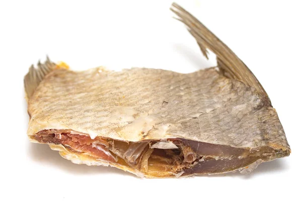 Nasolené Ryby Sušené Pivo Bílém Pozadí — Stock fotografie