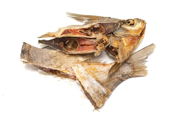 Nasolené Ryby Sušené Pivo Bílém Pozadí — Stock fotografie