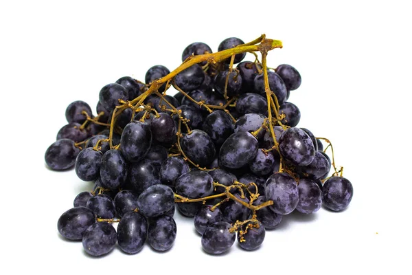 Bunch Dark Grapes Isolated White Background — Stock Photo, Image