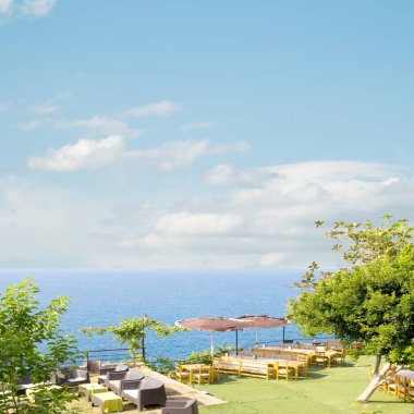Plaj gökyüzü bulutlar Cafe
