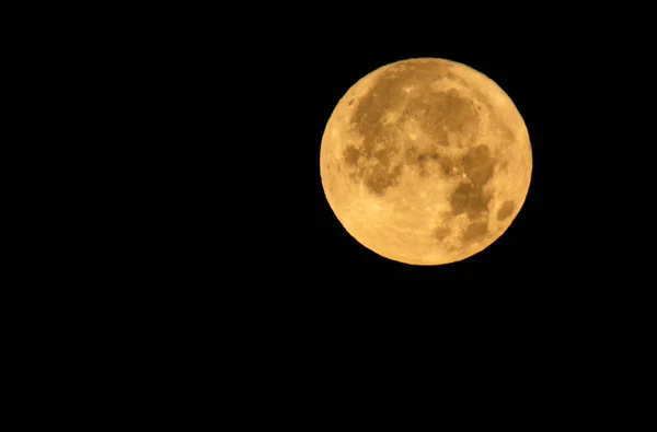 Lune Jaune Sur Ciel Noir — Photo