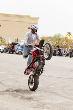 Shymkent, Kazakistan - 15 Şubat 2017: Motosiklet motorcu sezon açılış 15 Mart 2017 yılında Çimkent