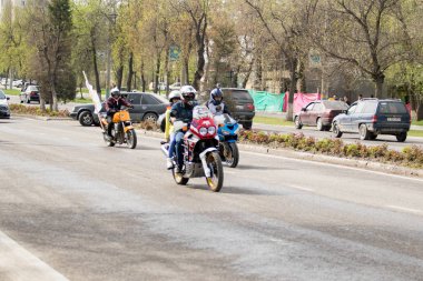 Shymkent, Kazakistan - 15 Şubat 2017: Motosiklet motorcu sezon açılış 15 Mart 2017 yılında Çimkent
