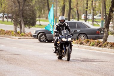Shymkent, Kazakistan - 15 Şubat 2017: Motosiklet motorcu sezon açılış 15 Mart 2017 yılında Çimkent