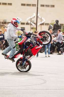 Shymkent, Kazakistan - 15 Şubat 2017: Motosiklet motorcu sezon açılış 15 Mart 2017 yılında Çimkent