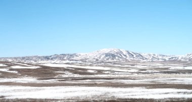 Kar bahar bozkır hills