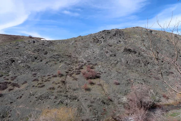 Dağlar taşlar, hills, çayırlar, bahar manzara