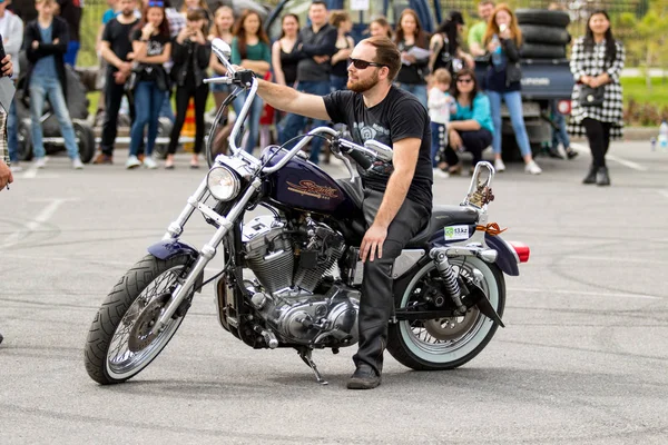 Shymkent, Kazakistan - 15 Şubat 2017: Motosiklet motorcu sezon açılış 15 Mart 2017 yılında Çimkent