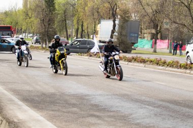 Shymkent, Kazakistan - 15 Şubat 2017: Motosiklet motorcu sezon açılış 15 Mart 2017 yılında Çimkent