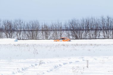 Petropavlovsk, Kazakistan - 6 Mart 2016: Fincan Urallar, Sibirya ve Kazakistan kış parça yarış. Yarış pisti Bishkul Kuzey Kazakistan 2016.