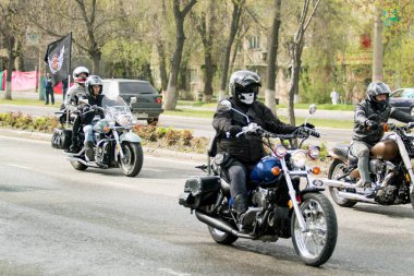 Shymkent, Kazakistan - 15 Şubat 2017: Motosiklet motorcu sezon açılış 15 Mart 2017 yılında Çimkent