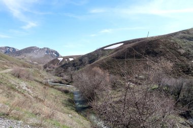 Dağlar taşlar, hills, çayırlar, bahar manzara