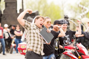 Shymkent, Kazakistan - 15 Şubat 2017: Motosiklet motorcu sezon açılış 15 Mart 2017 yılında Çimkent