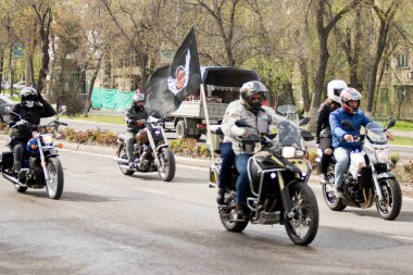 Shymkent, Kazakistan - 15 Şubat 2017: Motosiklet motorcu sezon açılış 15 Mart 2017 yılında Çimkent