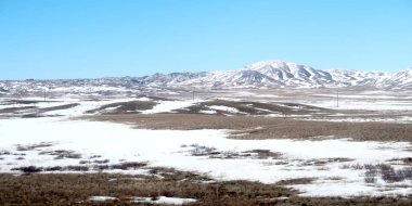 Kar bahar bozkır hills