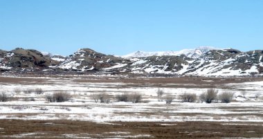 Kar bahar bozkır hills