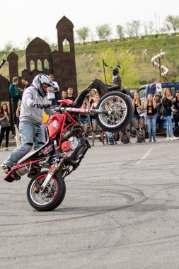 Shymkent, Kazakistan - 15 Şubat 2017: Motosiklet motorcu sezon açılış 15 Mart 2017 yılında Çimkent