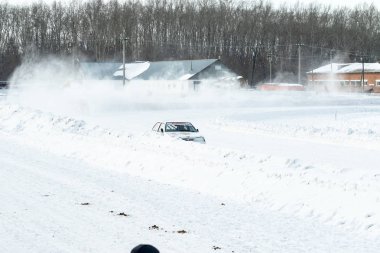 Petropavlovsk, Kazakistan - 6 Mart 2016: Fincan Urallar, Sibirya ve Kazakistan kış parça yarış. Yarış pisti Bishkul Kuzey Kazakistan 2016.
