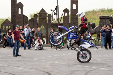 Shymkent, Kazakistan - 15 Şubat 2017: Motosiklet motorcu sezon açılış 15 Mart 2017 yılında Çimkent