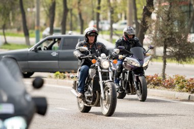 Shymkent, Kazakistan - 15 Şubat 2017: Motosiklet motorcu sezon açılış 15 Mart 2017 yılında Çimkent