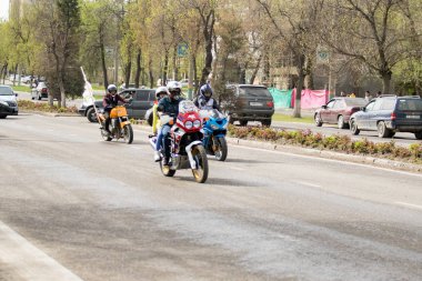 Shymkent, Kazakistan - 15 Şubat 2017: Motosiklet motorcu sezon açılış 15 Mart 2017 yılında Çimkent