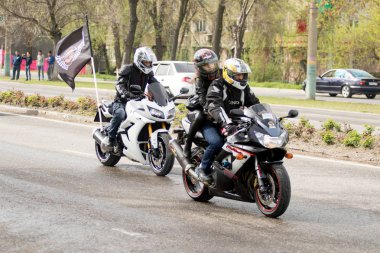 Shymkent, Kazakistan - 15 Şubat 2017: Motosiklet motorcu sezon açılış 15 Mart 2017 yılında Çimkent
