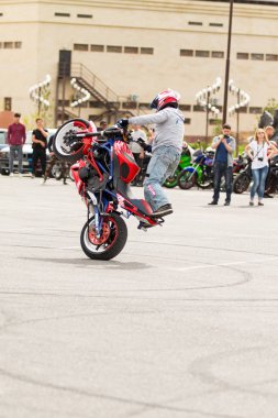 Shymkent, Kazakistan - 15 Şubat 2017: Motosiklet motorcu sezon açılış 15 Mart 2017 yılında Çimkent