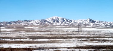 Kar bahar bozkır hills