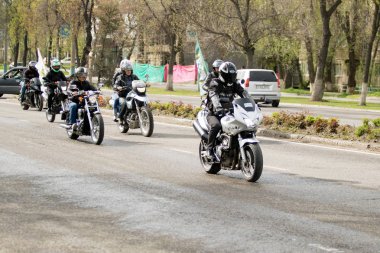 Shymkent, Kazakistan - 15 Şubat 2017: Motosiklet motorcu sezon açılış 15 Mart 2017 yılında Çimkent