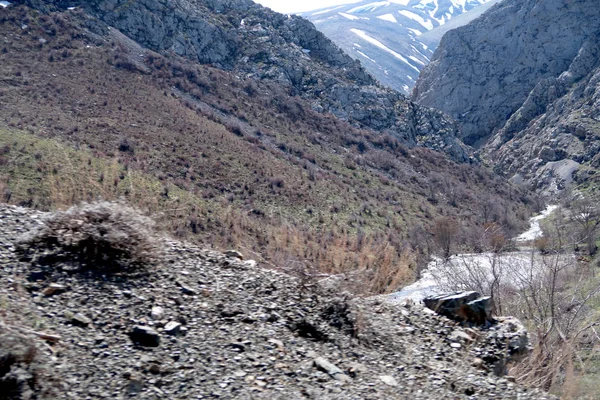 Dağlar taşlar, hills, çayırlar, bahar manzara