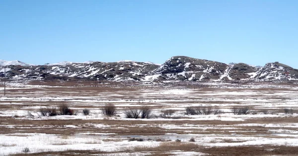 Kar bahar bozkır hills