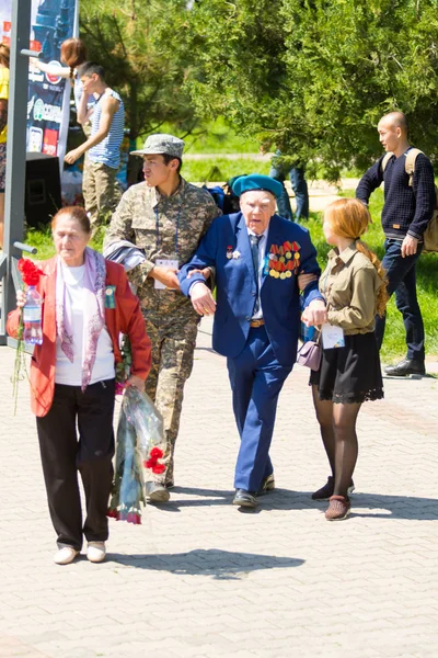 Shymkent Kazakhstan Mai 2017 Régiment Immortel Fêtes Folkloriques Gens Fête — Photo