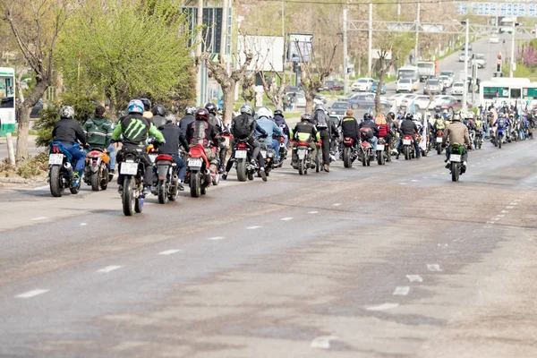Shymkent, Kazakistan - 15 Şubat 2017: Motosiklet motorcu sezon açılış 15 Mart 2017 yılında Çimkent