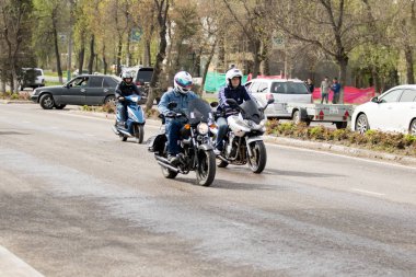 Shymkent, Kazakistan - 15 Şubat 2017: Motosiklet motorcu sezon açılış 15 Mart 2017 yılında Çimkent