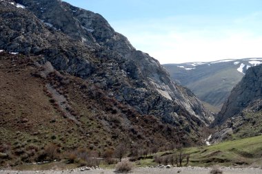 Dağlar taşlar, hills, çayırlar, bahar manzara