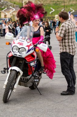 Shymkent, Kazakistan - 15 Şubat 2017: Motosiklet motorcu sezon açılış 15 Mart 2017 yılında Çimkent