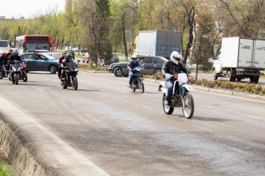 Shymkent, Kazakistan - 15 Şubat 2017: Motosiklet motorcu sezon açılış 15 Mart 2017 yılında Çimkent