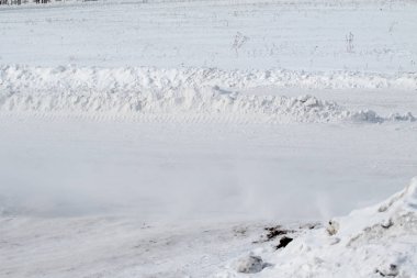 Petropavlovsk, Kazakistan - 6 Mart 2016: Fincan Urallar, Sibirya ve Kazakistan kış parça yarış. Yarış pisti Bishkul Kuzey Kazakistan 2016.