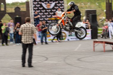 Shymkent, Kazakistan - 15 Şubat 2017: Motosiklet motorcu sezon açılış 15 Mart 2017 yılında Çimkent