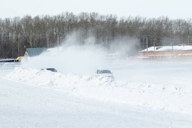 Petropavlovsk, Kazakistan - 6 Mart 2016: Fincan Urallar, Sibirya ve Kazakistan kış parça yarış. Yarış pisti Bishkul Kuzey Kazakistan 2016.