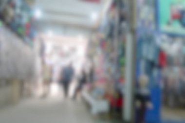 Arka plan bulanık süpermarket mağaza